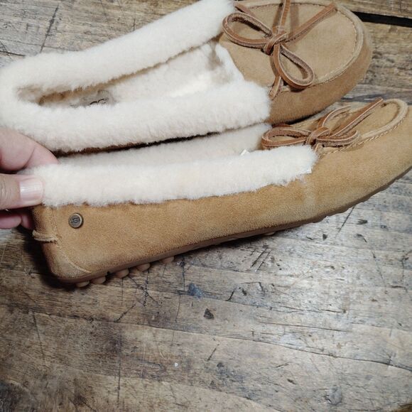 UGG Sz 7 Moccasin Chestnut Slipper Loafer Shoes Faux Fur 1020041 - Picture 10 of 10